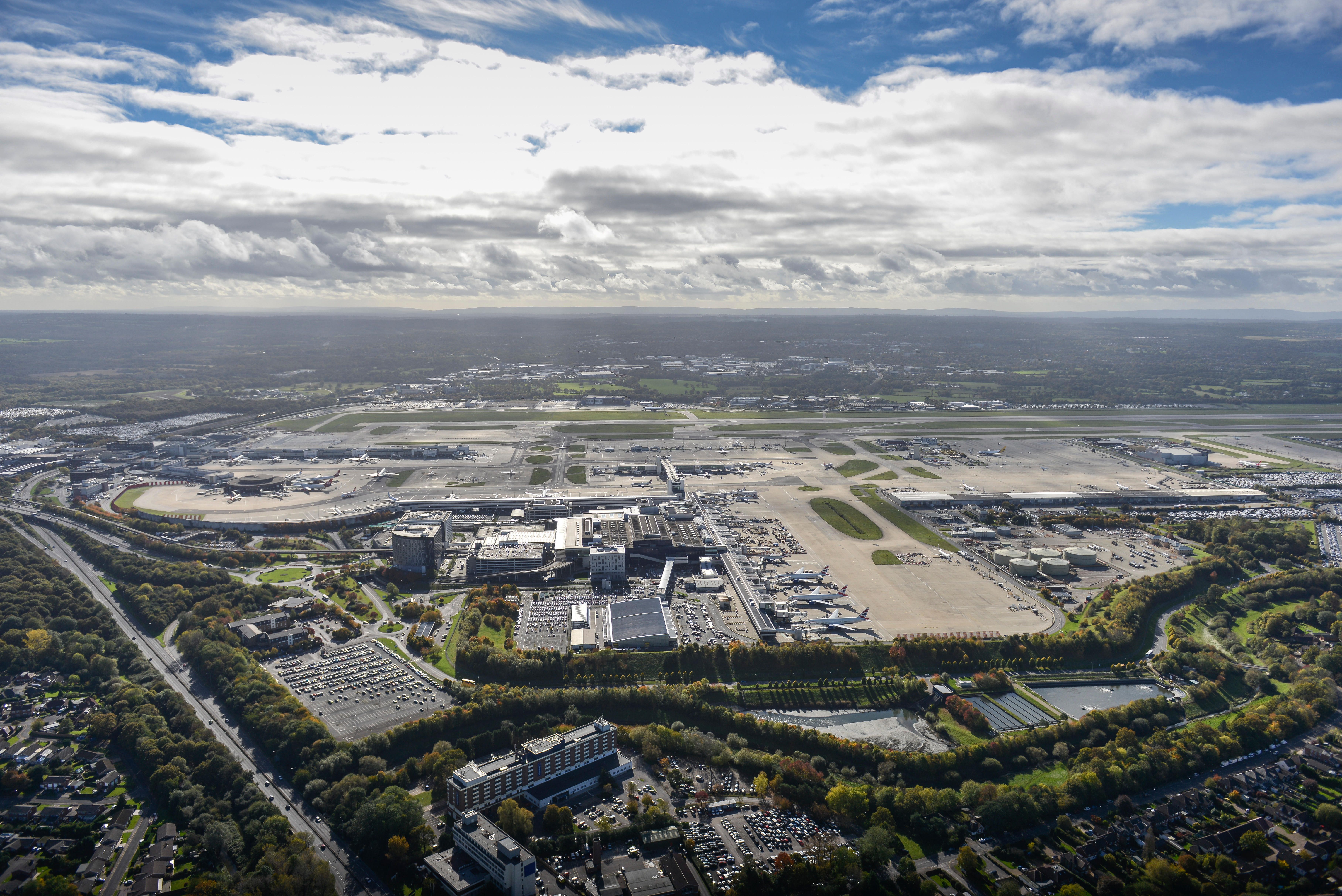 Gatwick ara&ccedil; kiralama