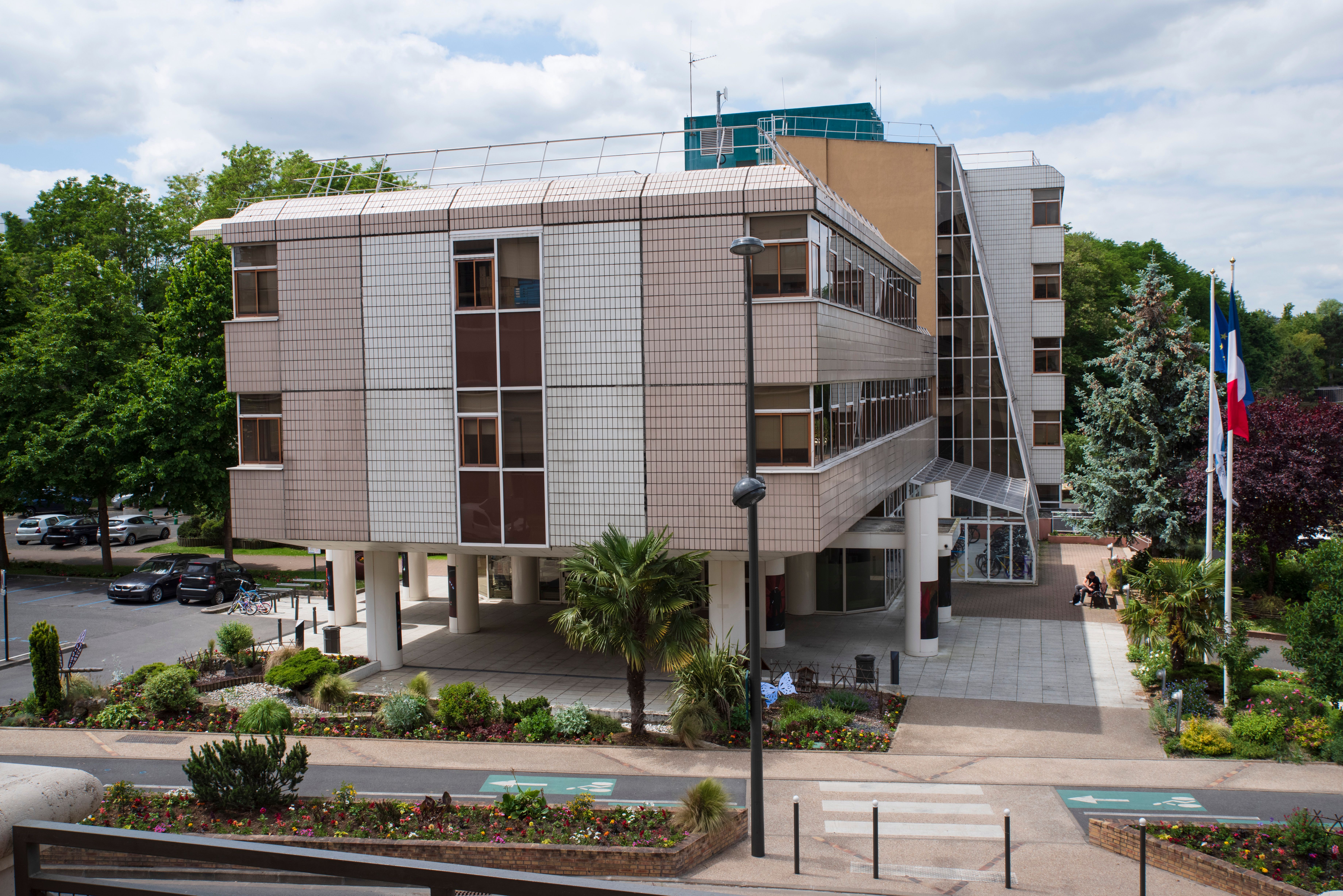 Massy ara&ccedil; kiralama