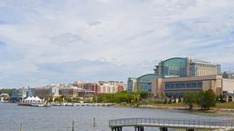 Four Tops at MGM National Harbor yakınındaki oteller