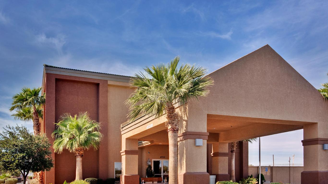 Holiday Inn Express Las Vegas-Nellis