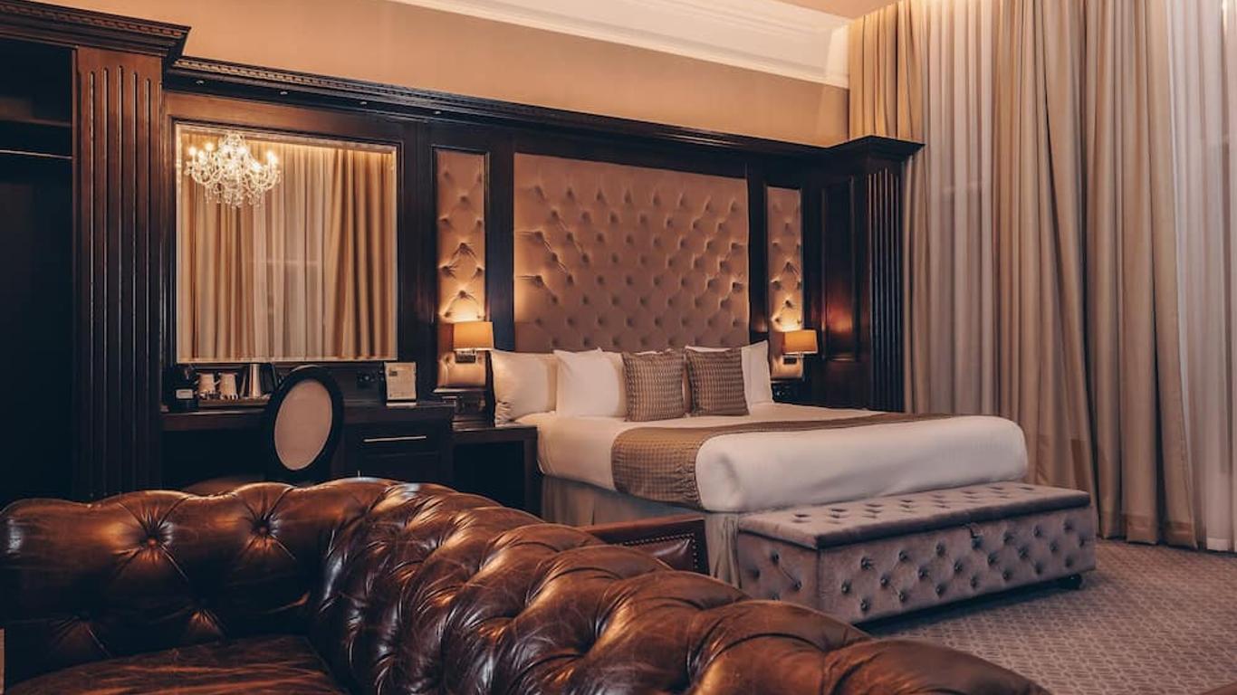 County Hotel & County Aparthotel Newcastle