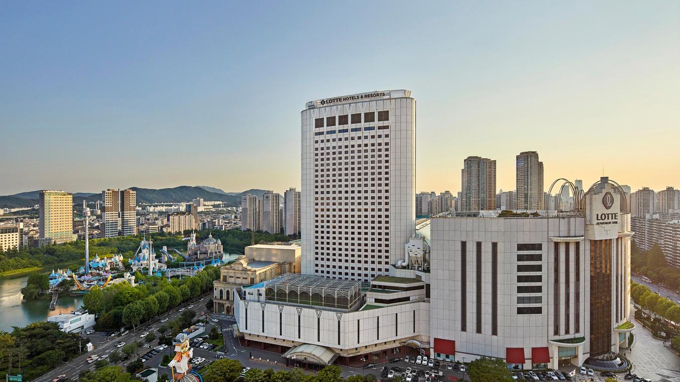 Lotte Hotel World