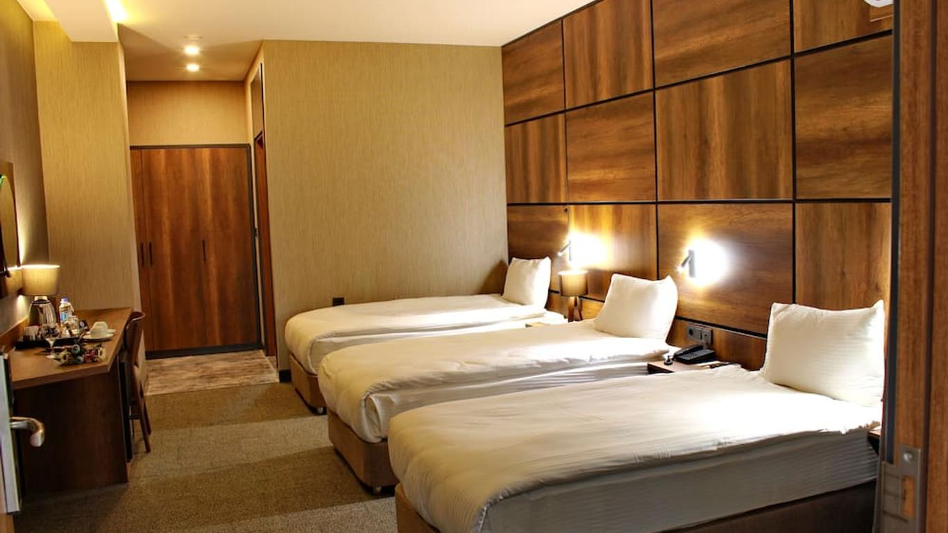 Mardiva Hotel