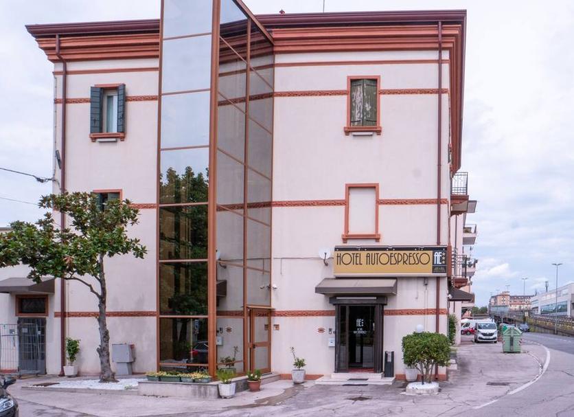 Bina Fotoğraf