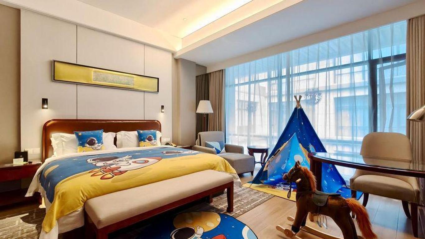 Jinling Nanlin Hotel