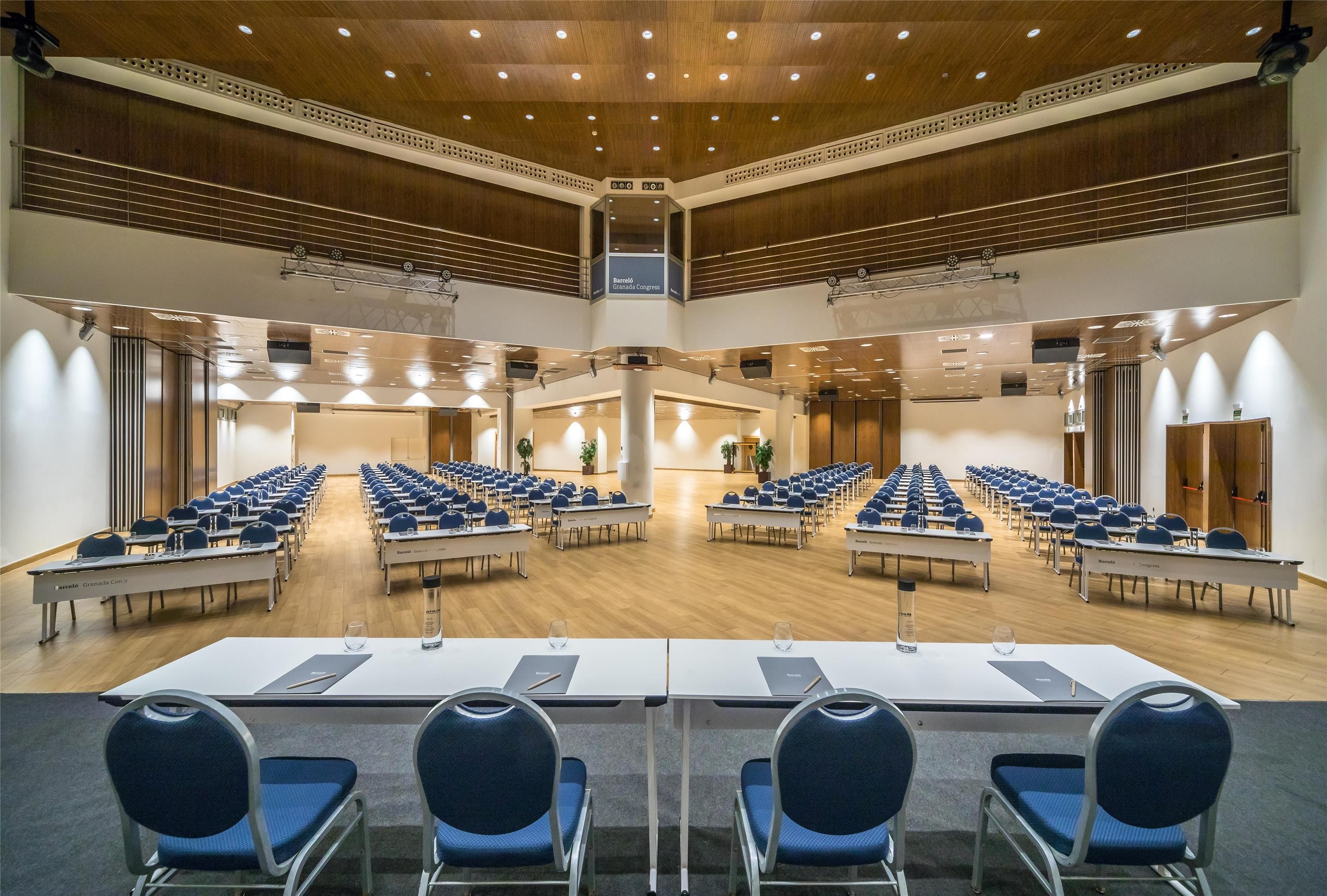 Konferans salonu