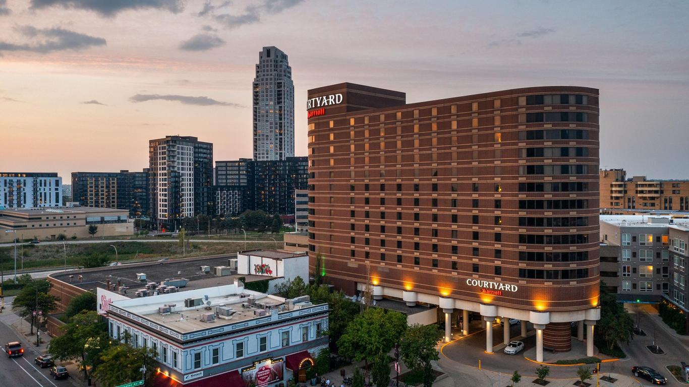 Courtyard by Marriott Minneapolis Downtown