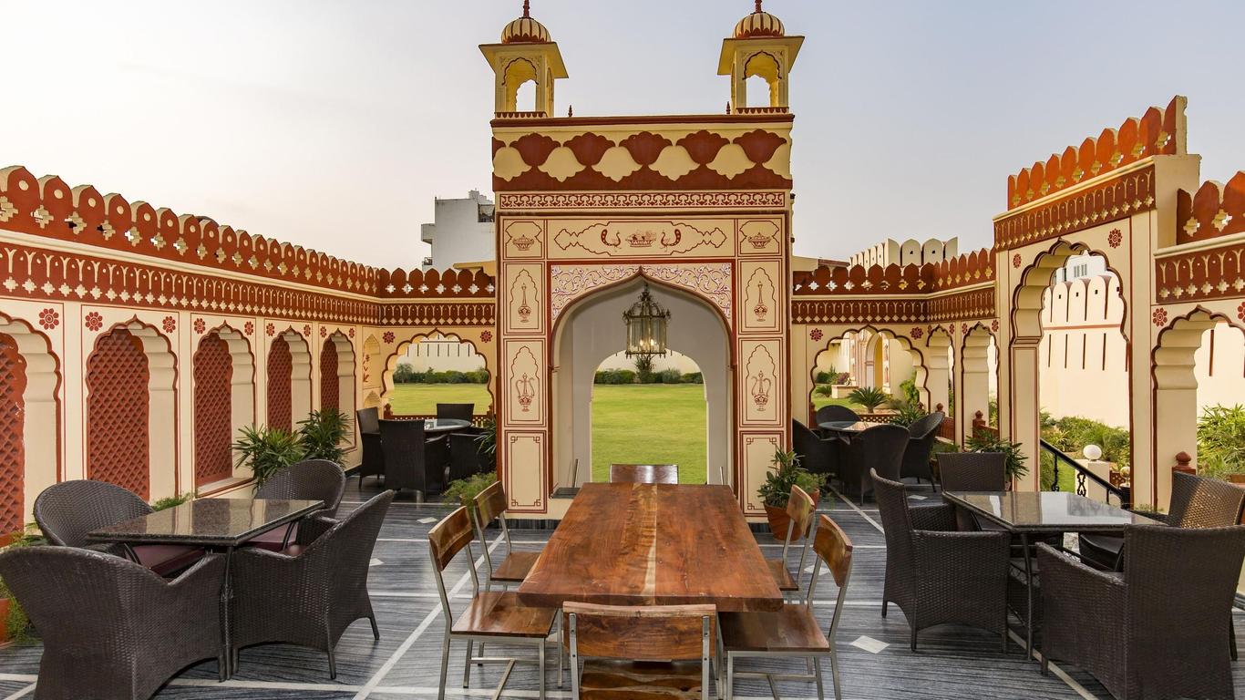 Umaid Haveli-A Heritage Style Hotel & Resort