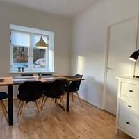 Central Apartment in Aarhus with Free Parking 750 Meters Away