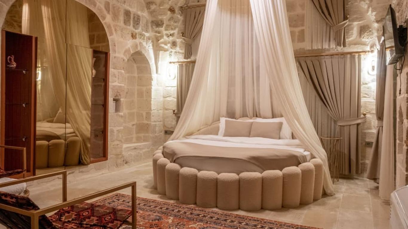 Ana Talia House