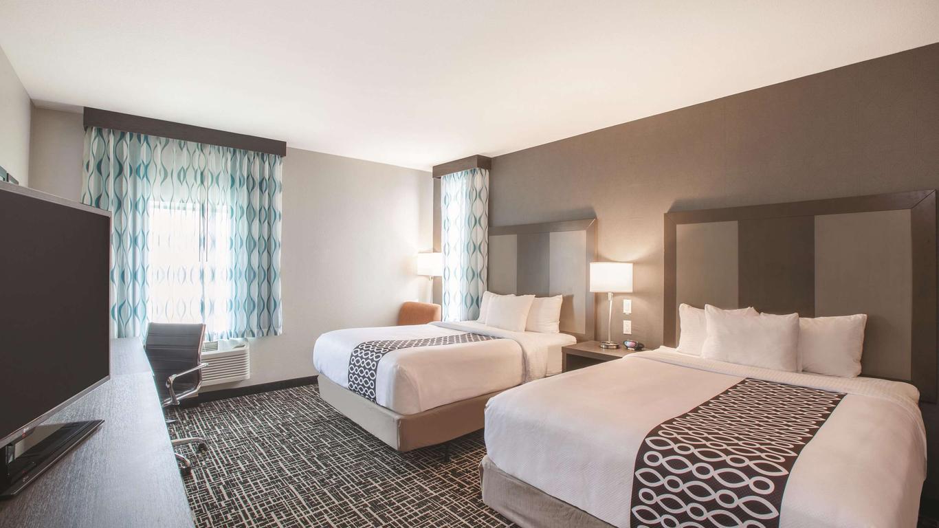 La Quinta Inn & Suites by Wyndham San Marcos Outlet Mall