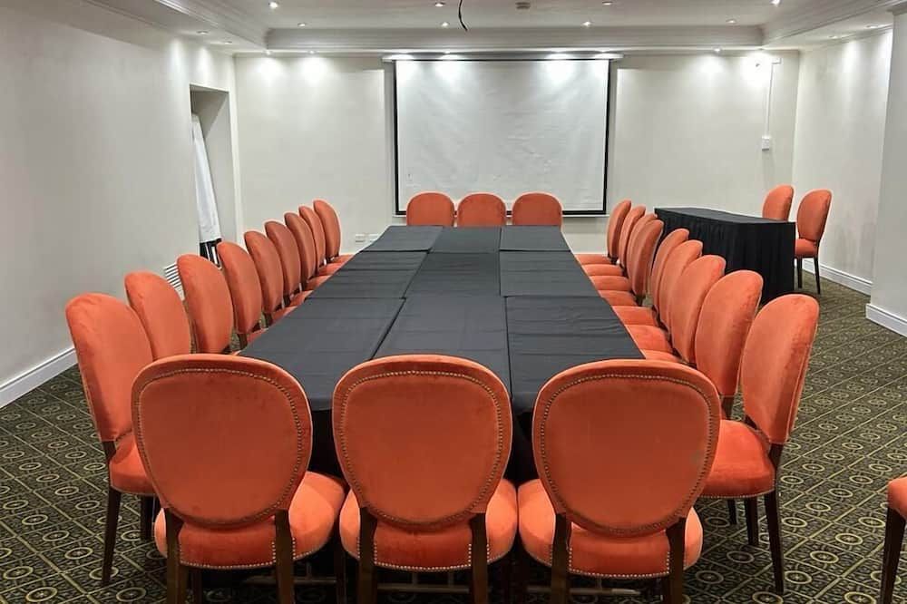 Konferans salonu