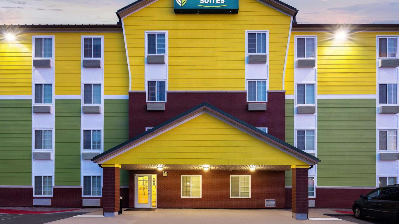 Woodspring Suites Tyler Rose Garden