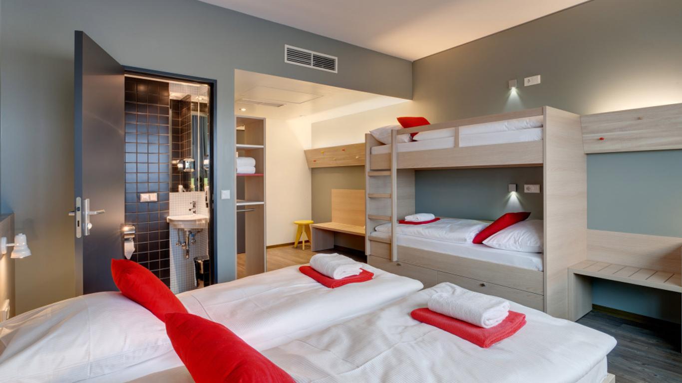 Meininger Hotel Berlin Airport