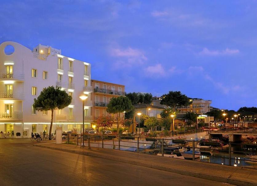 Dış görünüm Fotoğraf
