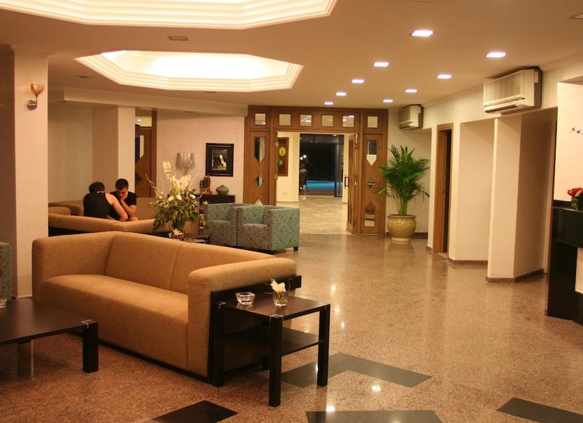 Lobi Fotoğraf