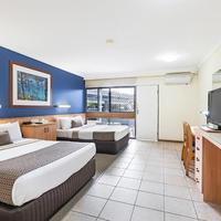 Cannonvale Reef Gateway Hotel