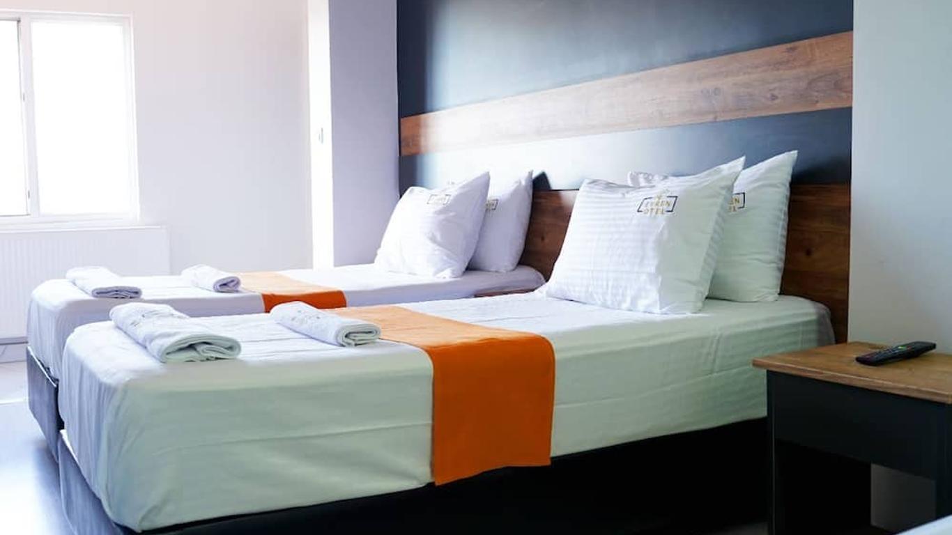 Otel Evren