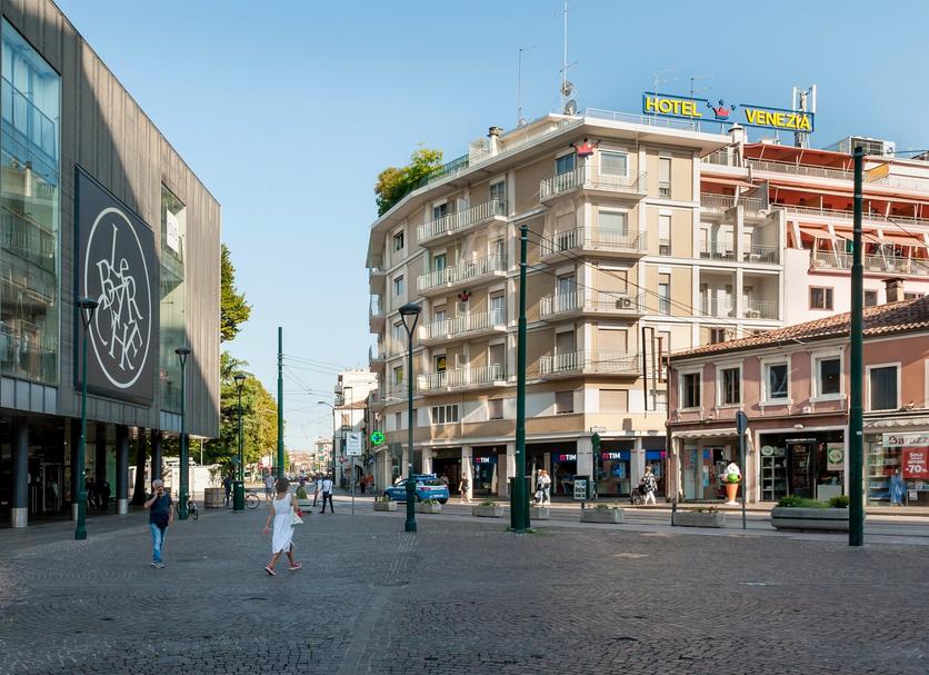 Bina Fotoğraf